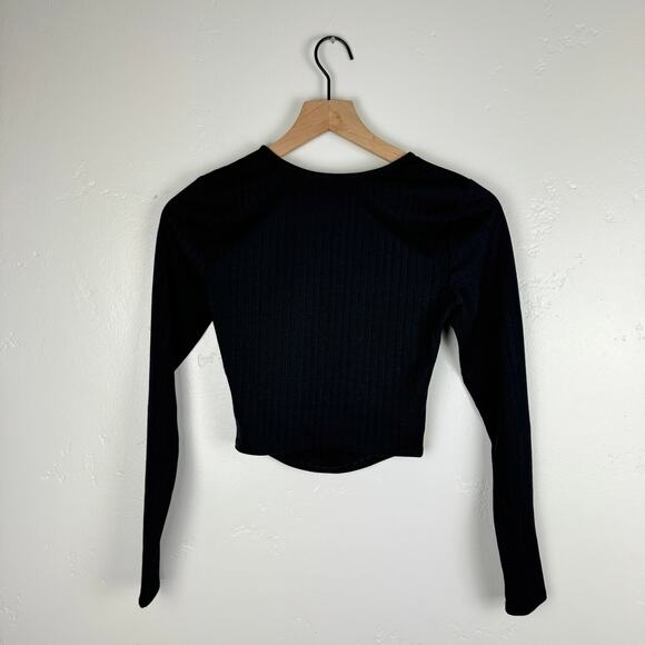 Lovers and friends clea top in black xs - Picture 10 of 10